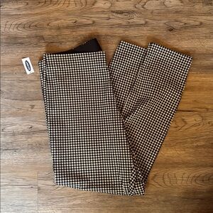 Old Navy Black and White Houndstooth Pants